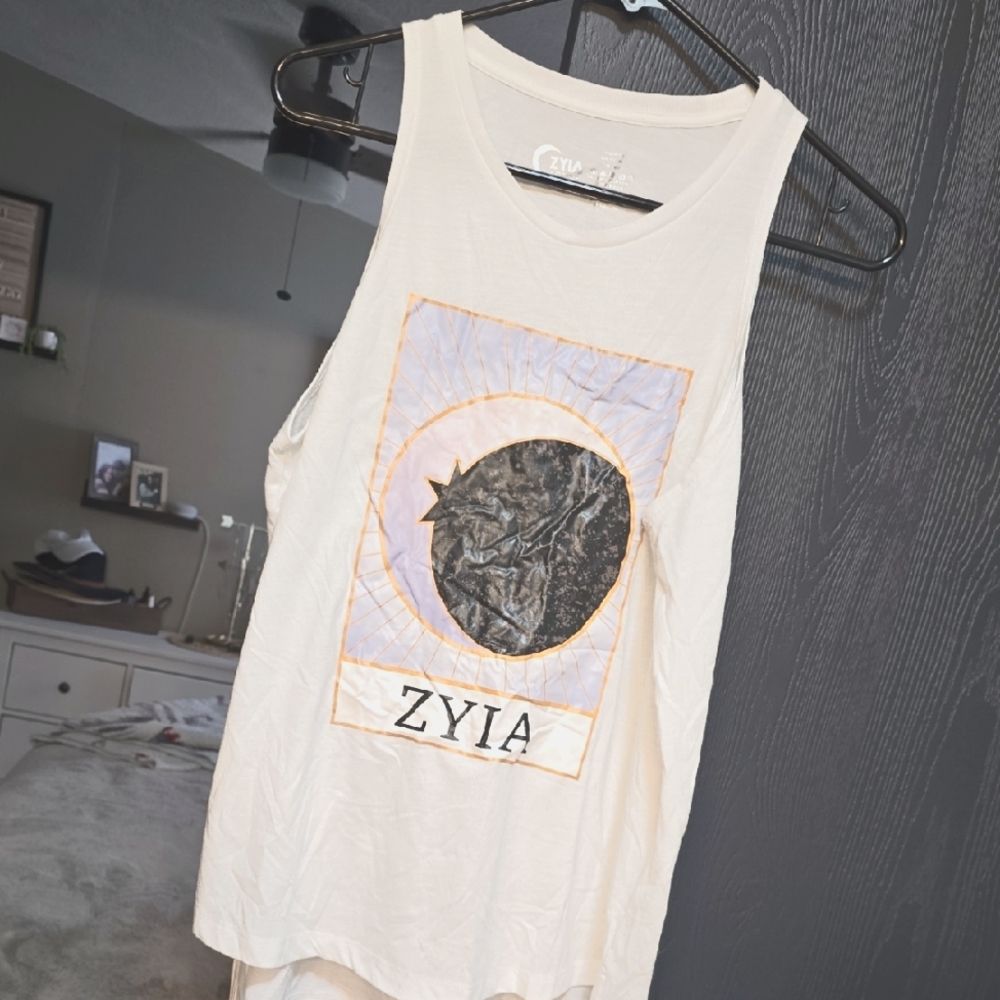 ZYIA White Graphic Tank Top